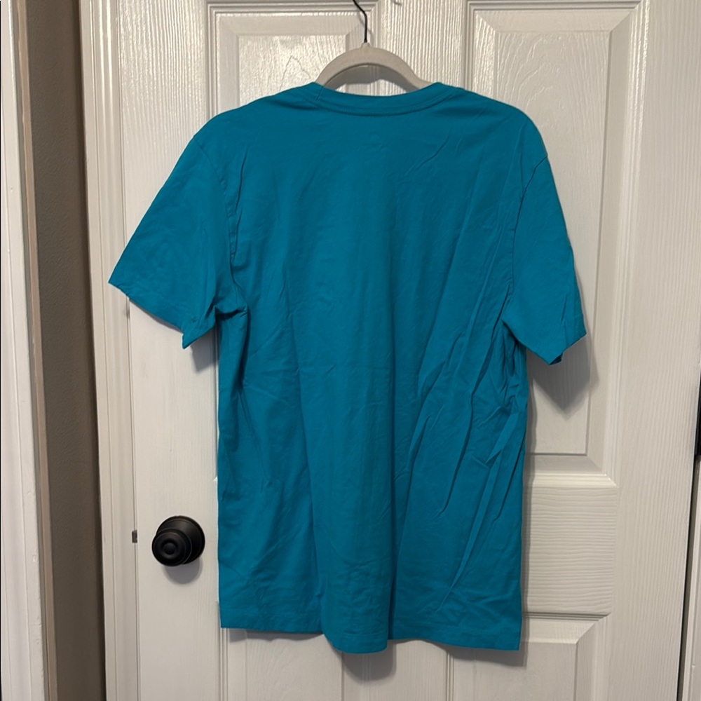 Nike Men's Blue Graphic T-Shirt - Picture 2 of 3